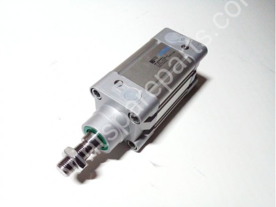 Pneumatic cylinder