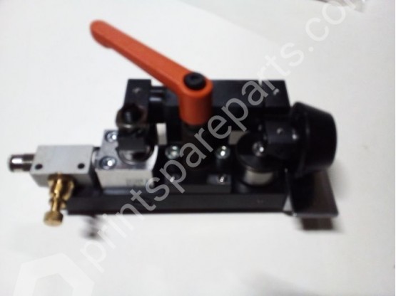 Pneumatic side stop