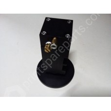 Left hydraulic cylinder assembly