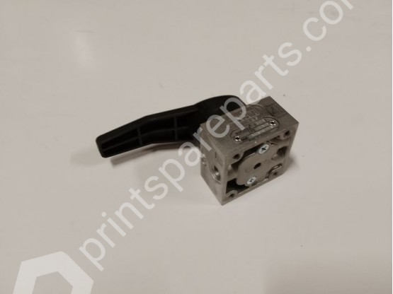 Manually operated pneumatic distributor