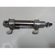 Pneumatic cylinder