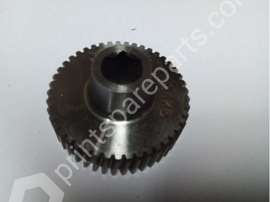 Feed drum torsion adjustment worm wheel