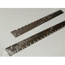 Clamping plate right