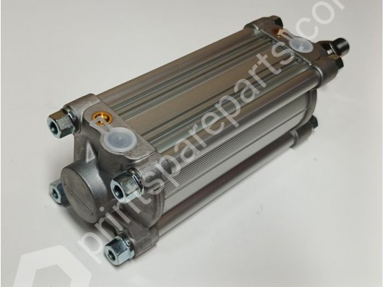 Pneumatic cylinder