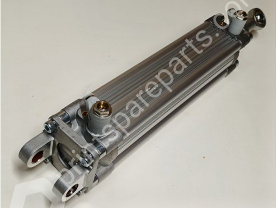 Pneumatic cylinder